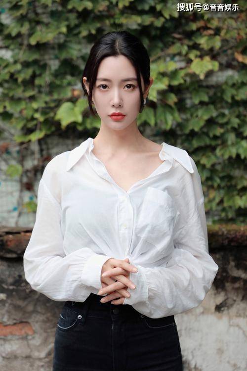 韩美女主播热午 深夜影院