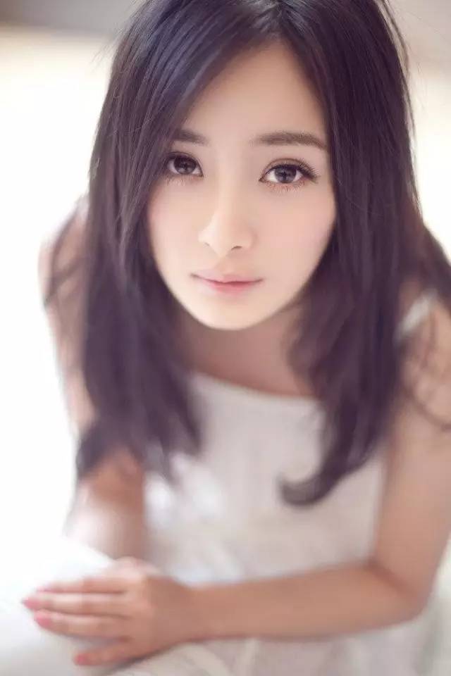 韩美女主播热午 剧情